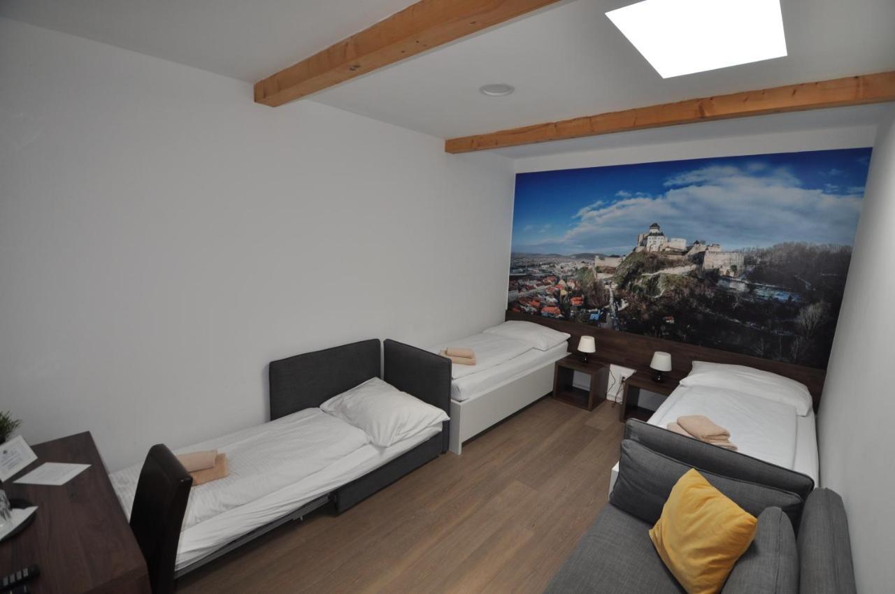 Penzion Arenaostrov Trenčín Esterno foto